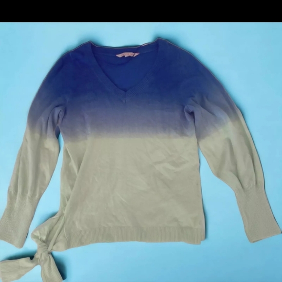 Dip Dye V-Neck Sweater Size XS Beautiful Colors: Blue/Green, Waist Tie.  New! - Picture 6 of 10